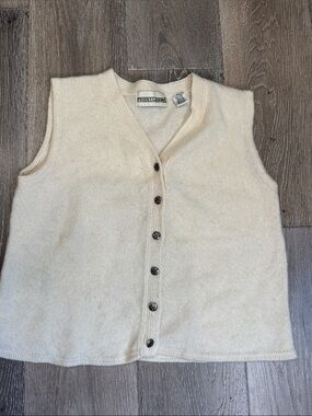 Prides Landing 100% Wool Cream V-Neck Button Cardigan 0825